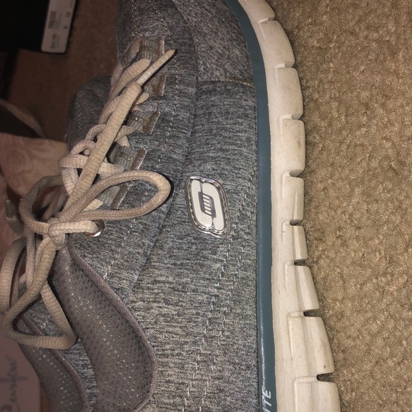 Gray sketchers with memory foam - Picture 6 of 6